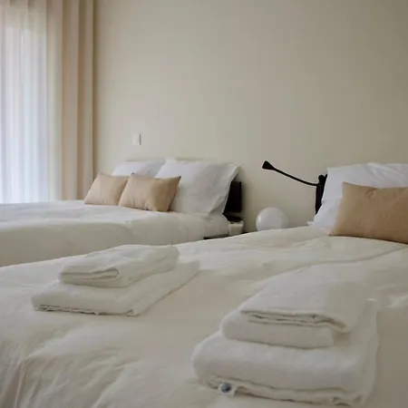 Victoria Gardens Luxury Apartment *